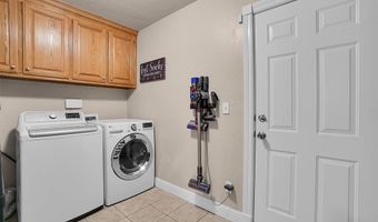 1204 Sheryl Ln, Altus, OK 73521