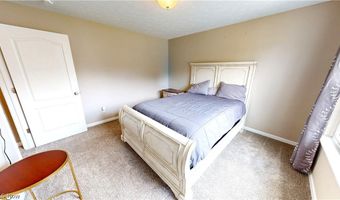 940 Longitude Ln, Amherst, OH 44001