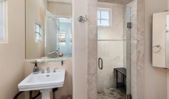 7104 Aviara Dr, Carlsbad, CA 92011