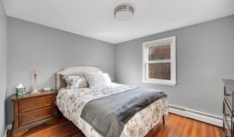 31 Monroe St 4, Branford, CT 06405