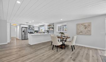 635 JAMAICA Cir E, Apollo Beach, FL 33572