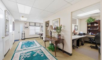 5051 BACKLICK Rd A & B, Annandale, VA 22003