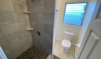 904 Lunalilo St 17, Honolulu, HI 96822