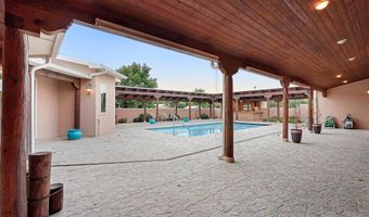 325 Braught Ln, Bosque Farms, NM 87068