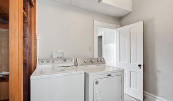 549 N Gilbert St, Ada, OH 45810