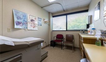 360 Kingstown Rd 202, Narragansett, RI 02882