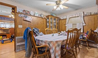 121 Heather St, Cranston, RI 02920