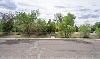 2521 E 10TH St, Cheyenne, WY 82001
