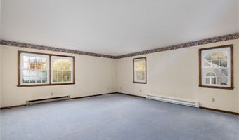 6 El Toro Dr, Bristol, CT 06010