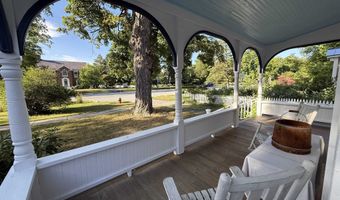 43 Park St, Brandon, VT 05733