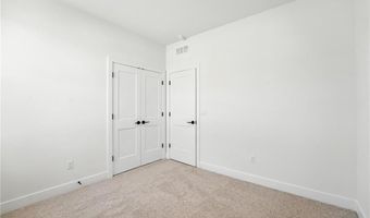 1665 N Grayhawk Dr, Basehor, KS 66007