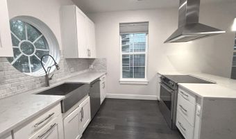 1411 KEY Blvd #305, Arlington, VA 22209