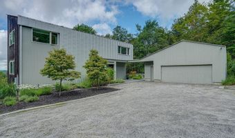 103 Long View Dr, Becket, MA 01223