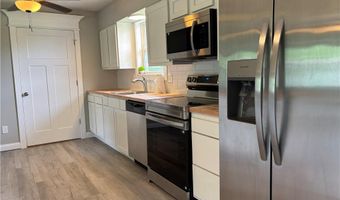 2318 N Lakeview Dr, Austin, IN 47102