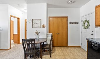 4510 Twain Cir 206, Ames, IA 50014