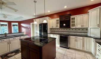 2702 Country Oaks Dr, Atlantic, IA 50022