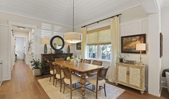 2 Tomlow Trce, Beaufort, SC 29906