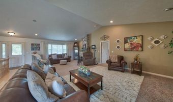 86 Rolling Hills Dr, Cody, WY 82414