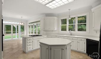 115 Melbourne Dr, Athens, GA 30606