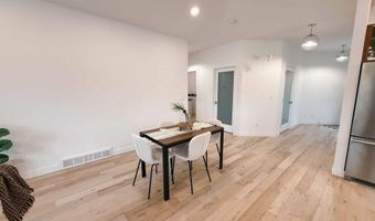 1002 Abby Rd, Alton, IA 51003