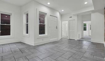 1687 Oak St 1685, Columbus, OH 43205