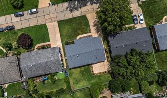 6011 Ranchwood Dr, Affton, MO 63123