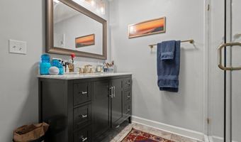 716 Lakeshore Dr, Bennettsville, SC 29512