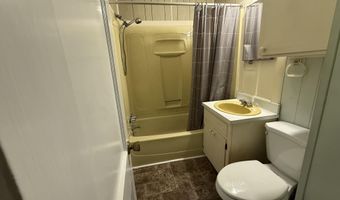 1705 Rebecca Ave, Alexander City, AL 35010