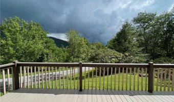 471 Adams Apple Dr 5, Banner Elk, NC 28604