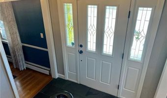 45 Rosemary St, Cranston, RI 02920