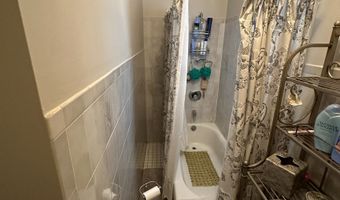 18 New St, Ansonia, CT 06401