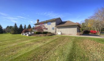 3682 Tanglewood Ct, Ann Arbor, MI 48105