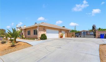 19420 Red Feather Rd, Apple Valley, CA 92307