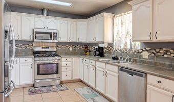 42565 La Posa Rd, Bouse, AZ 85325
