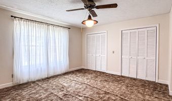 22 12th St, Apalachicola, FL 32320