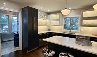 310 N Atlantic Ave, Beach Haven, NJ 08008