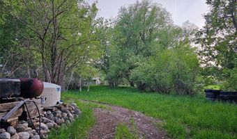 21 Old Boulder Rd, Big Timber, MT 59011