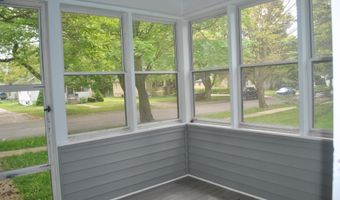 355 Budlong St, Adrian, MI 49221
