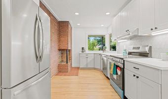4512 SE GARRETT Cir, Milwaukie, OR 97222