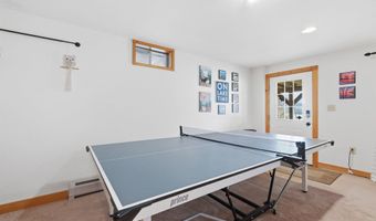 139 Ledgeview Shores Dr, Alexandria, NH 03222