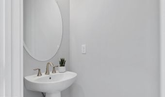 660 TINGLE Ave, Bethany Beach, DE 19930