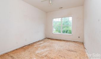 5 Carter Vw, Arden, NC 28704
