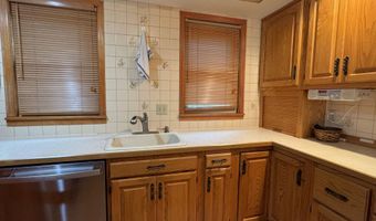 1721 15th St, Monroe, WI 53566