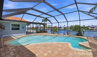831 CHIPAWAY Dr, Apollo Beach, FL 33572