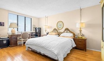 100 S Berkley Sq, Atlantic City, NJ 08401