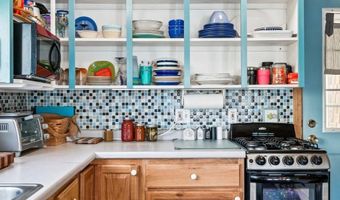 106 Potash Bay Rd, Addison, VT 05491