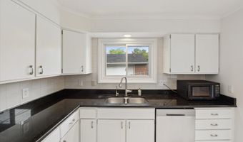 2010 Brampton Ct Ct, Ann Arbor, MI 48103