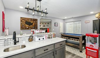 717 E Minneha Ave, Andover, KS 67002