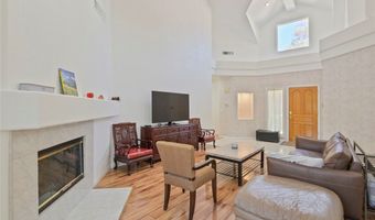 8275 Round Hills Cir, Las Vegas, NV 89113