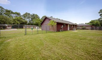 1520 Kingfisher Dr, Gautier, MS 39553